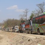 दाउन्नेमा खस्यो सुक्खा पहिरो, यातायात अवरूद्ध