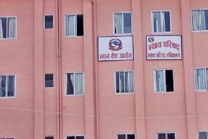 आलमलाई सफाइ दिने न्यायाधीश छानबिनमा, दुवैलाई न्याय परिषद्मा तानियो